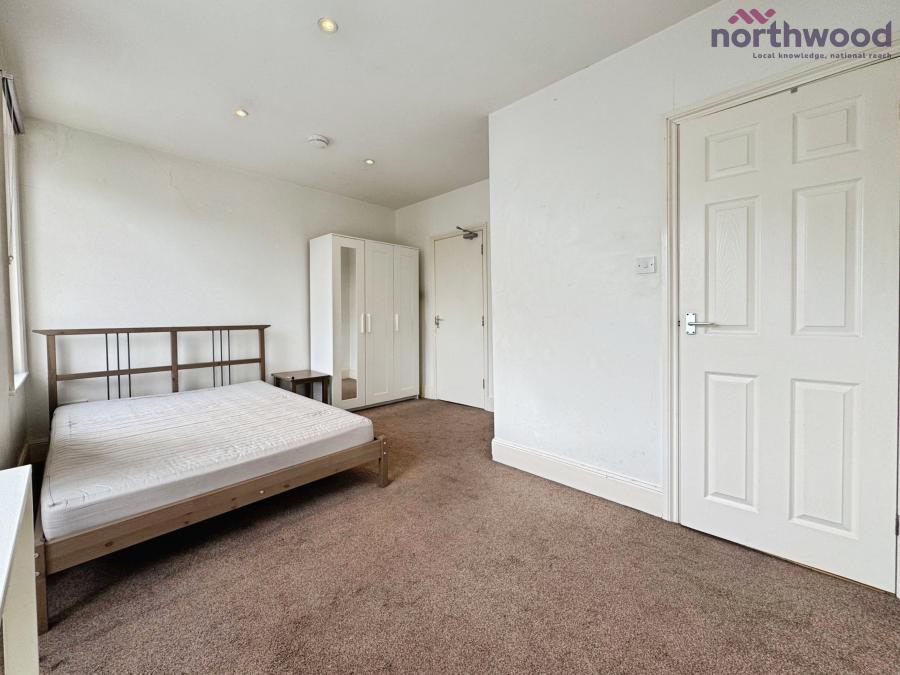 Room Foundry Lane in Southampton