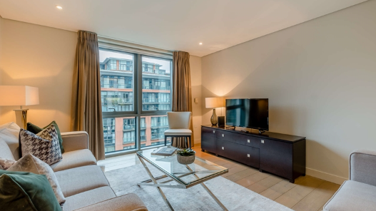 Flat Merchant Square East in London