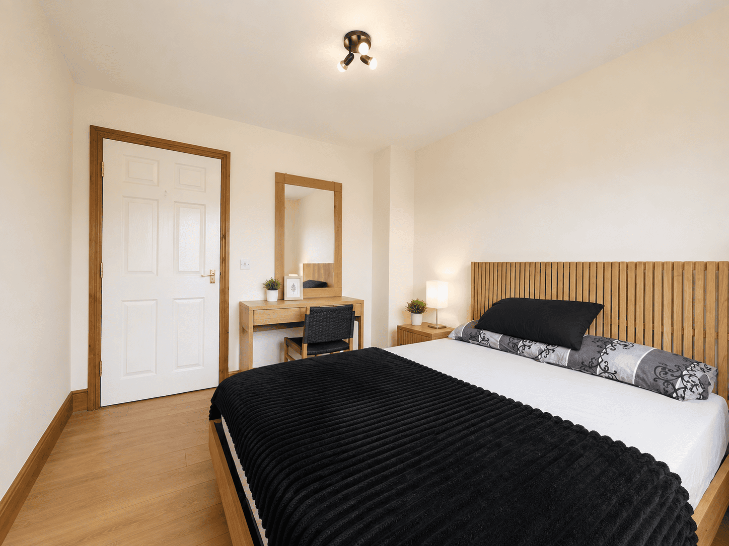 Flat Legwood Court in Trafford