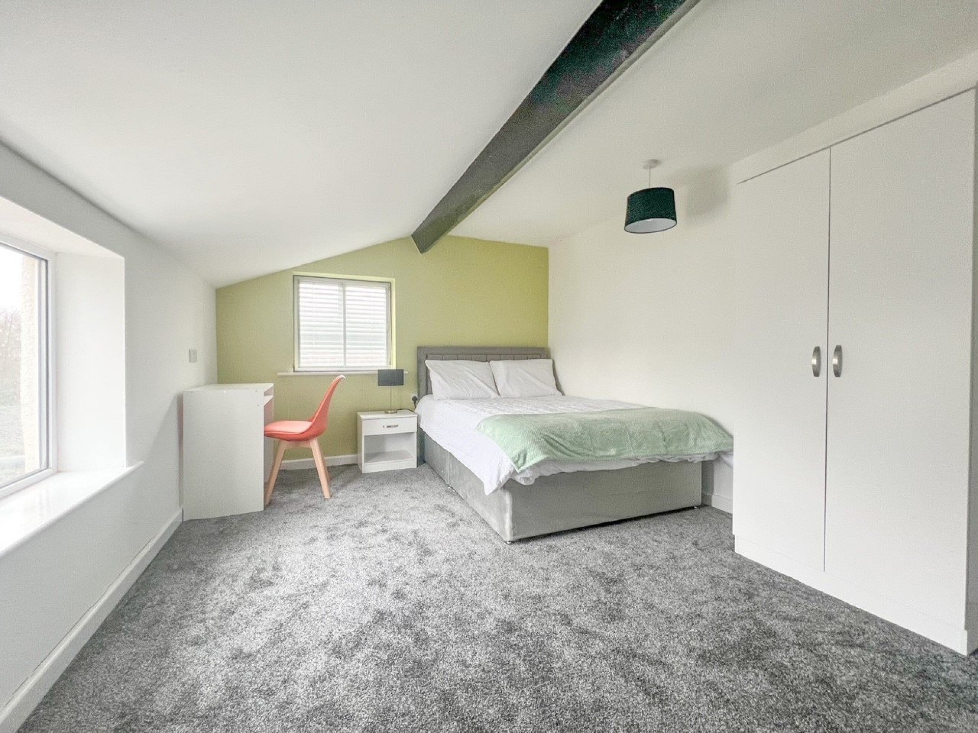Room The Avenue in Bristol