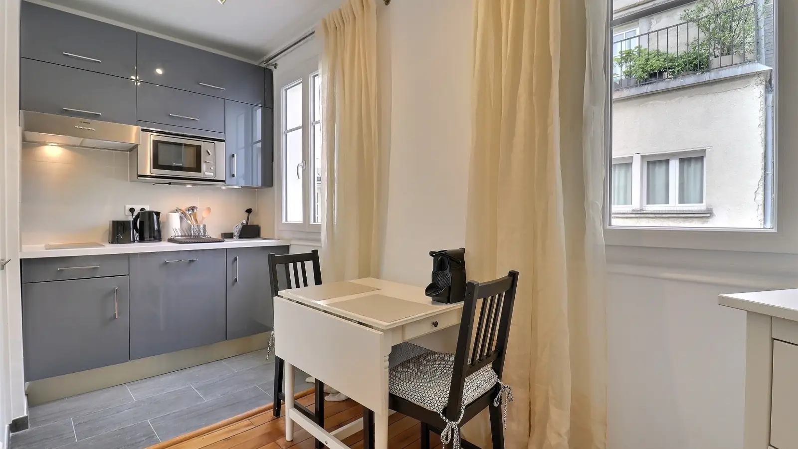 Flat Boulevard Pereire in Paris