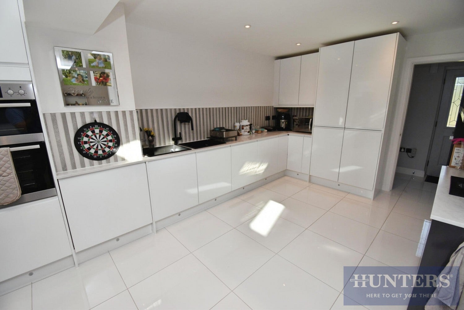 House Bryony Close in Harborough