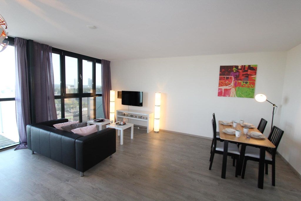 Woning te huur: Raadhuisplein, Hoofddorp