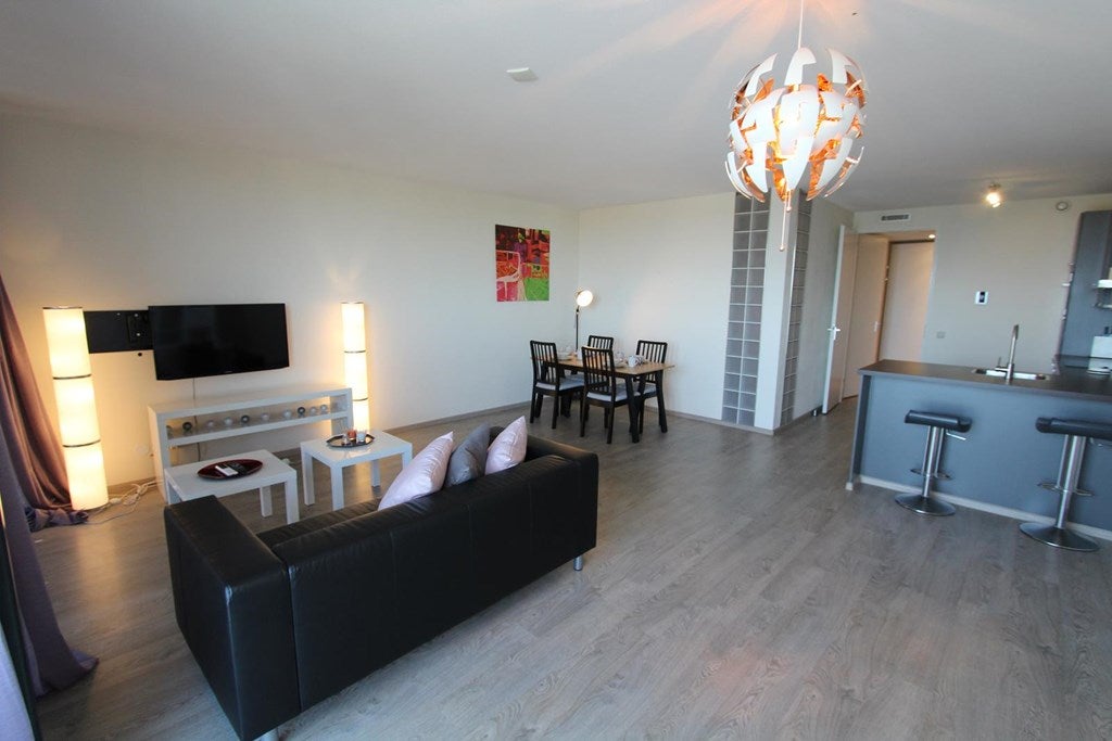 Woning te huur: Raadhuisplein, Hoofddorp