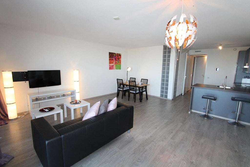 Woning te huur: Raadhuisplein, Hoofddorp