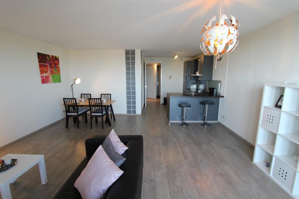Woning te huur: Raadhuisplein, Hoofddorp