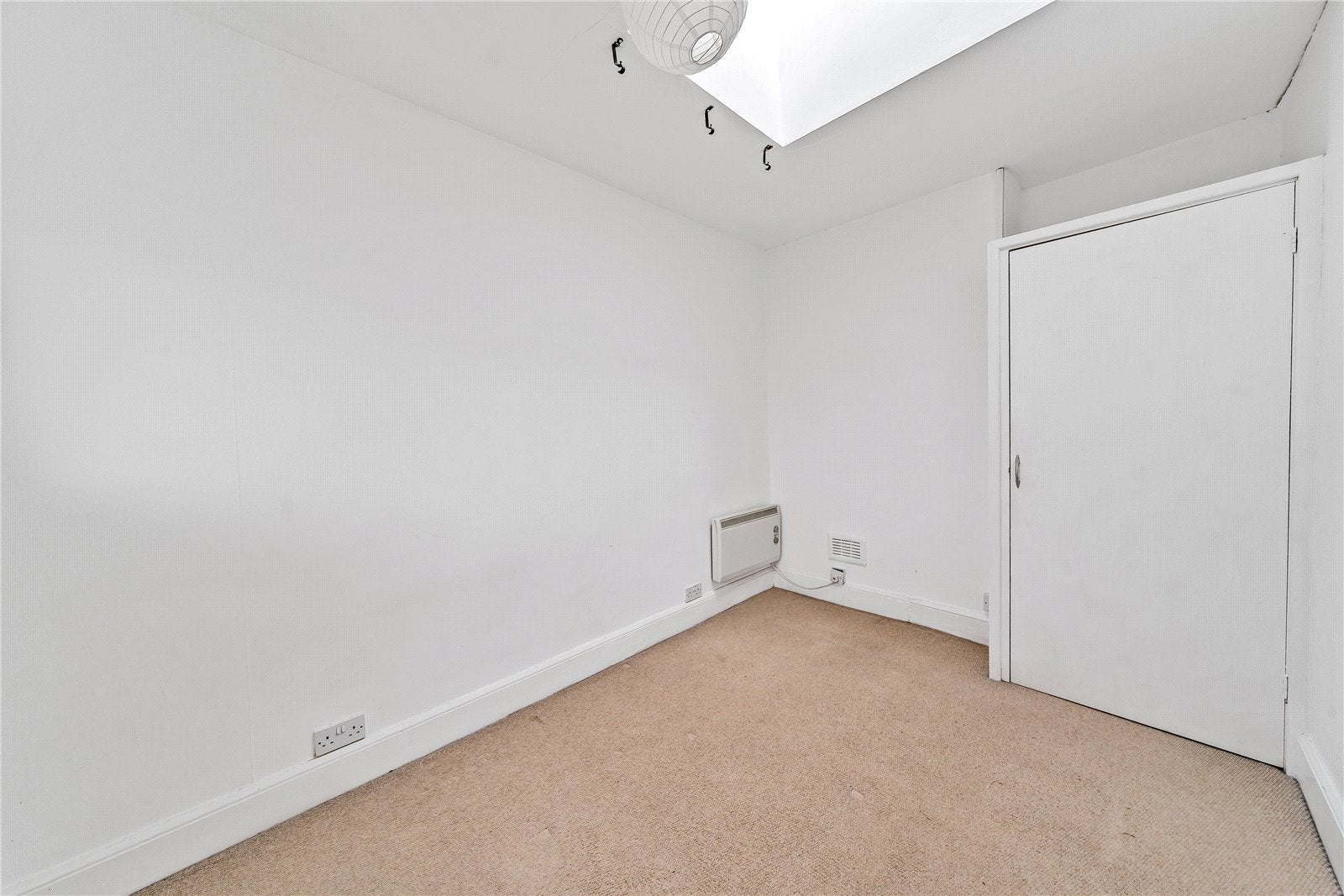 Flat Sydenham Villas Road in Cheltenham