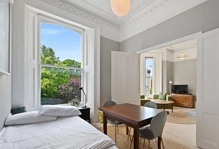 Flat Ladbroke Grove in Greater London