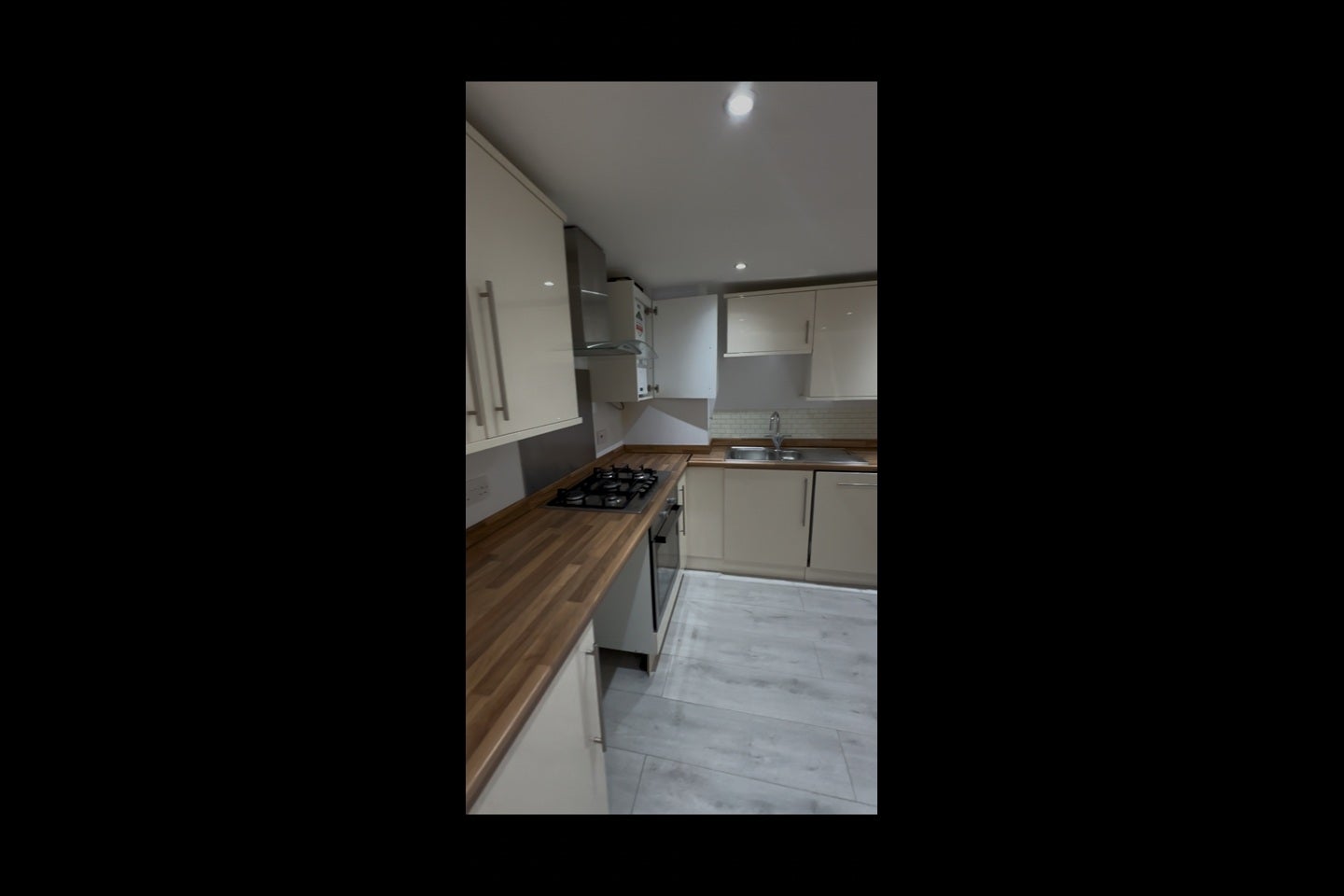 Flat Birdwood Avenue in Dartford