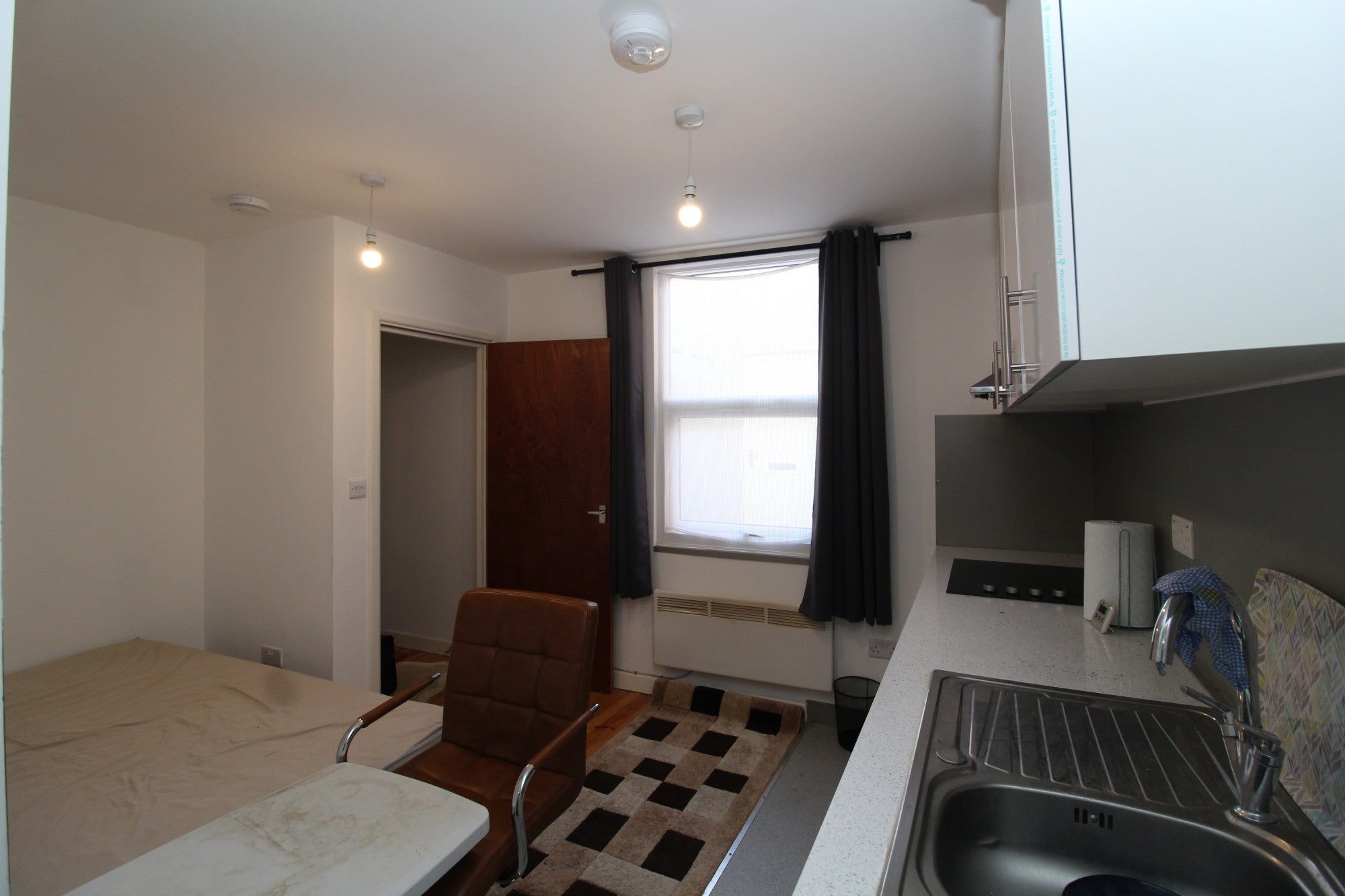 Room High Street in Chatham