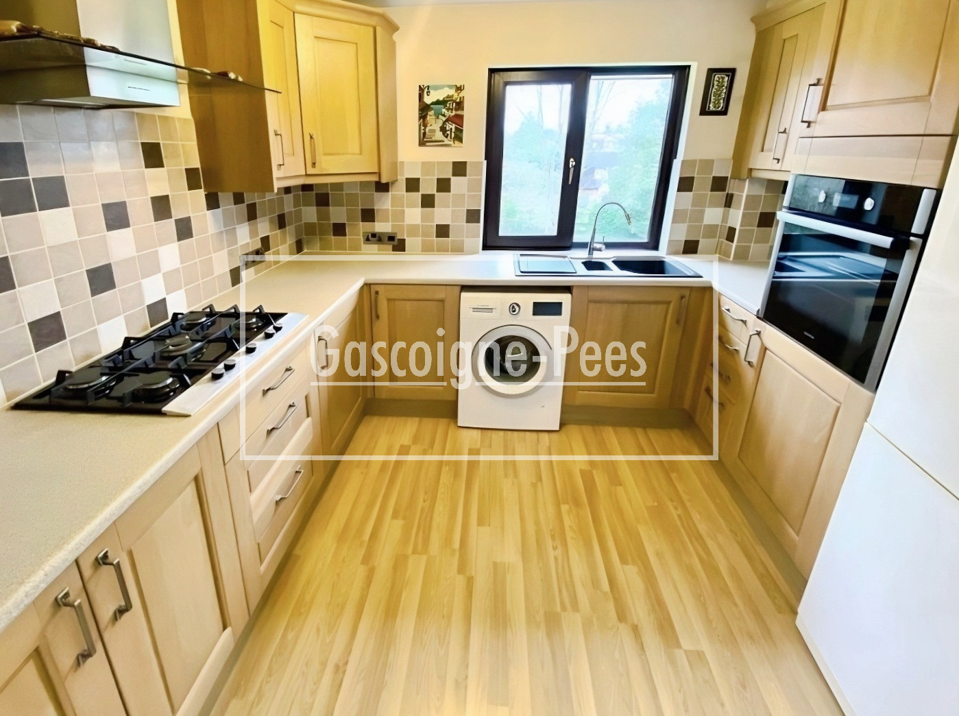 Flat Boxgrove Road in Guildford
