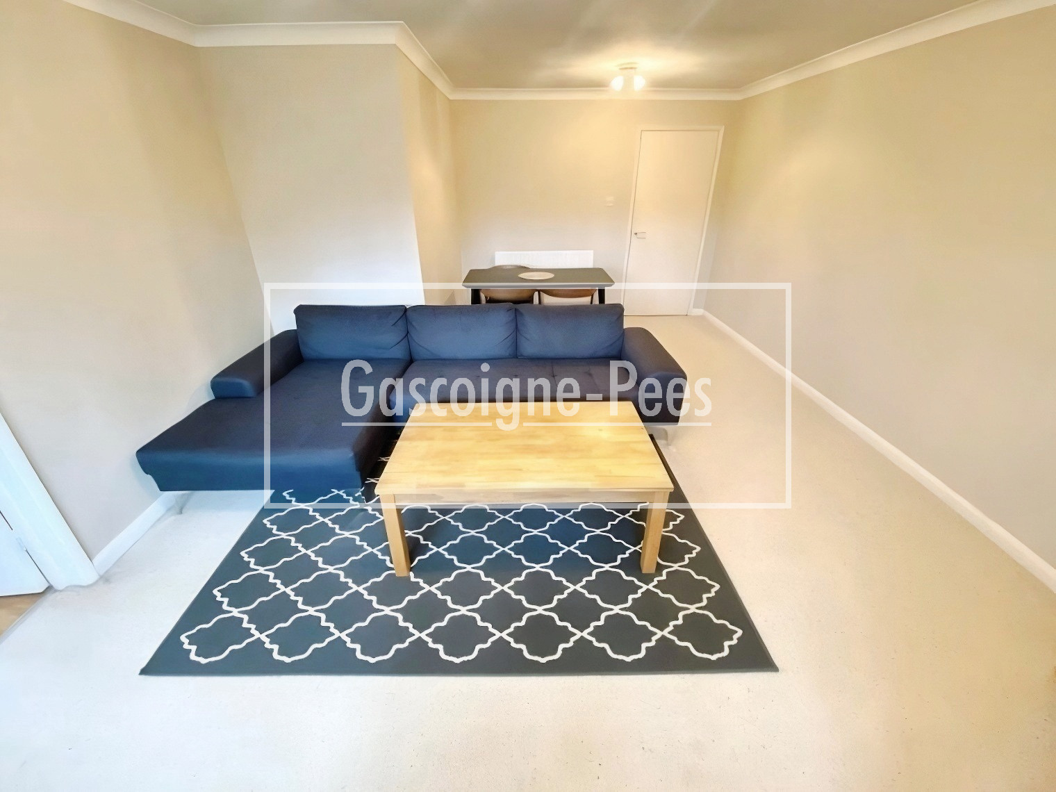 Flat Boxgrove Road in Guildford