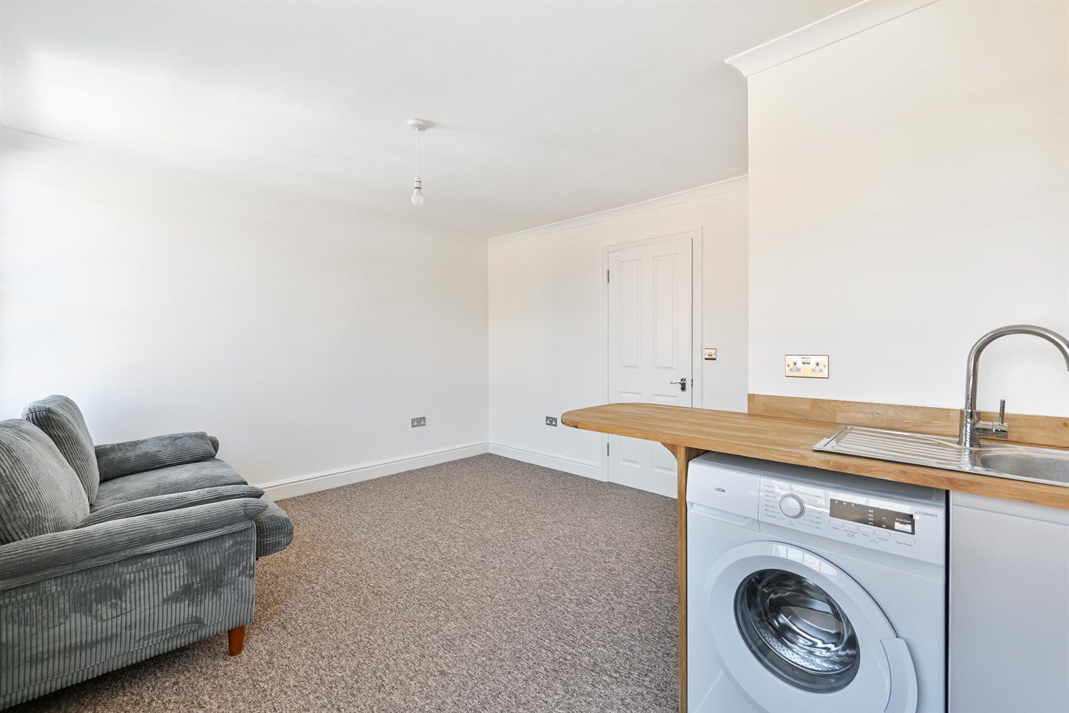 Flat Baker Street in Reading