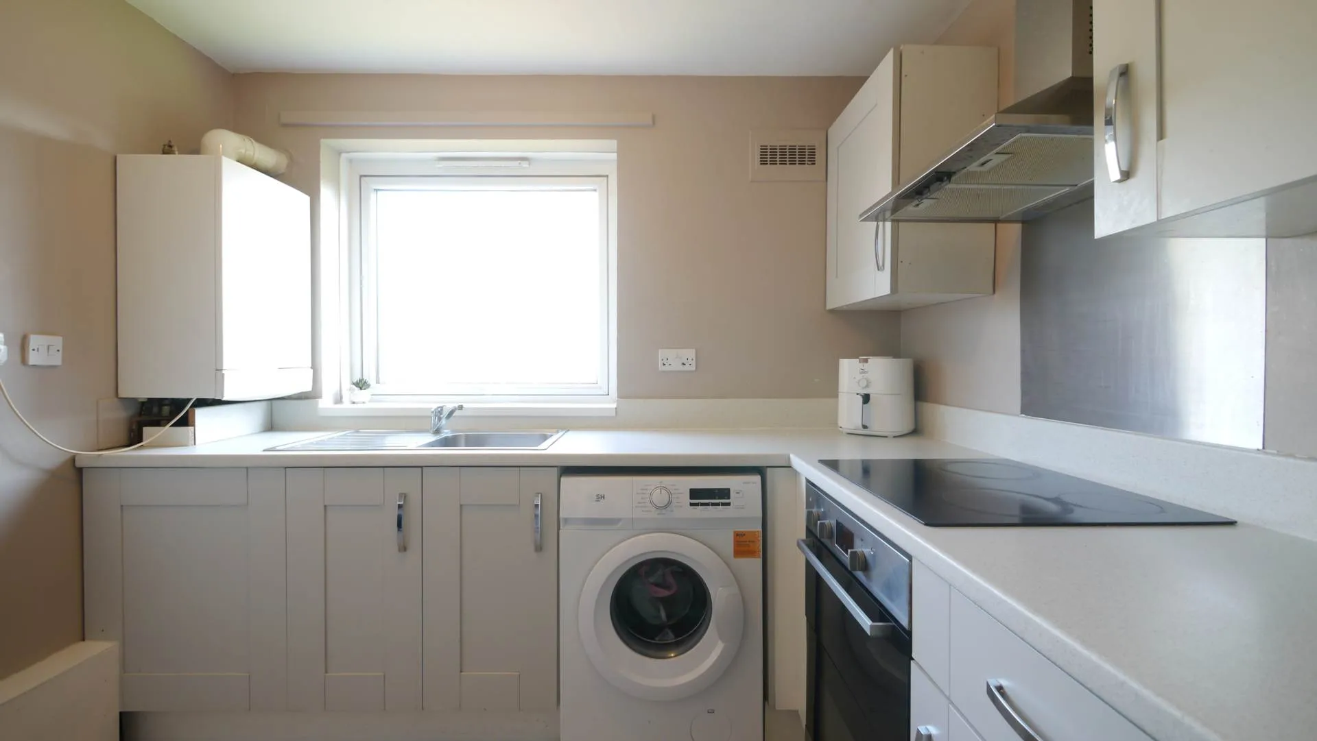 House Wellfield Close in Welwyn Hatfield
