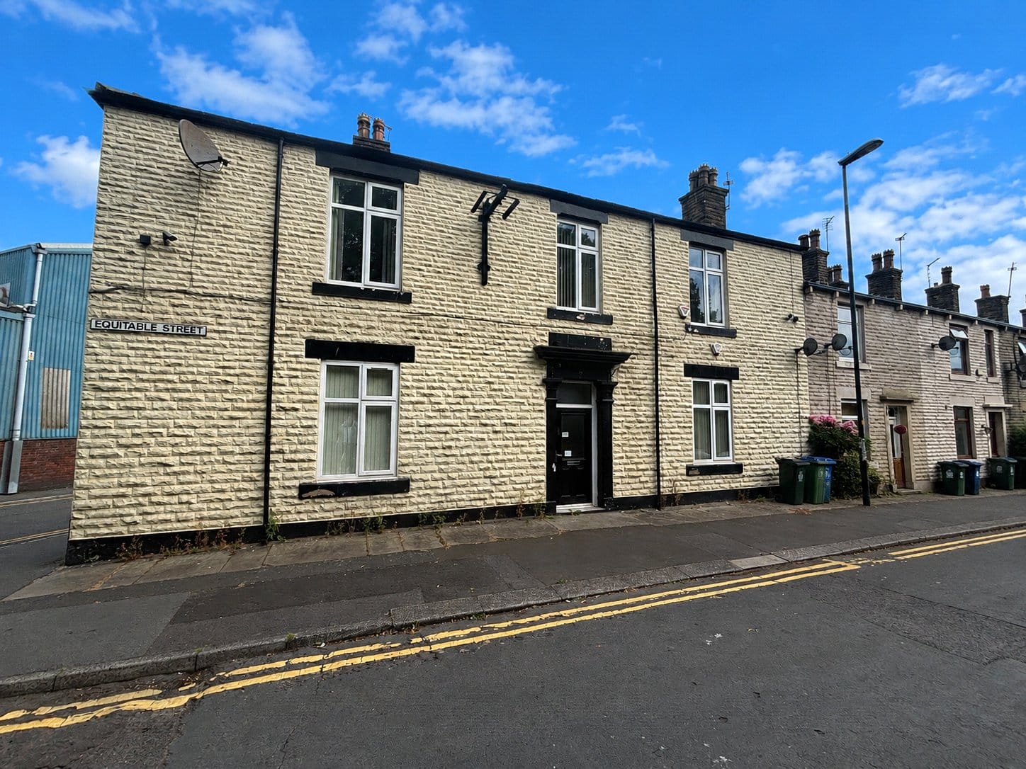 Flat Equitable Street in Milnrow