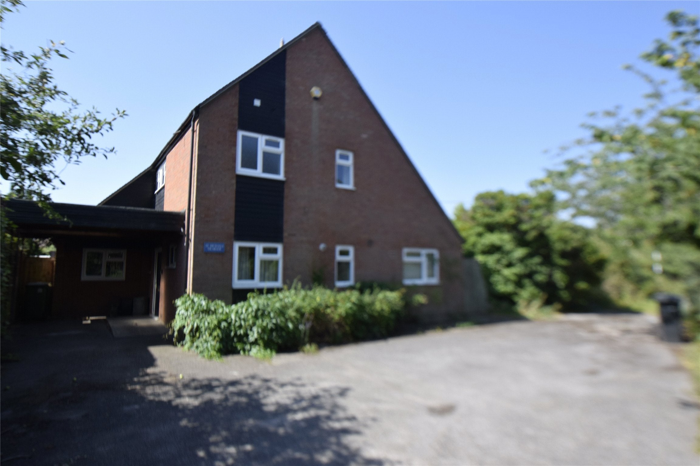 House Faringdon Road in Vale of White Horse