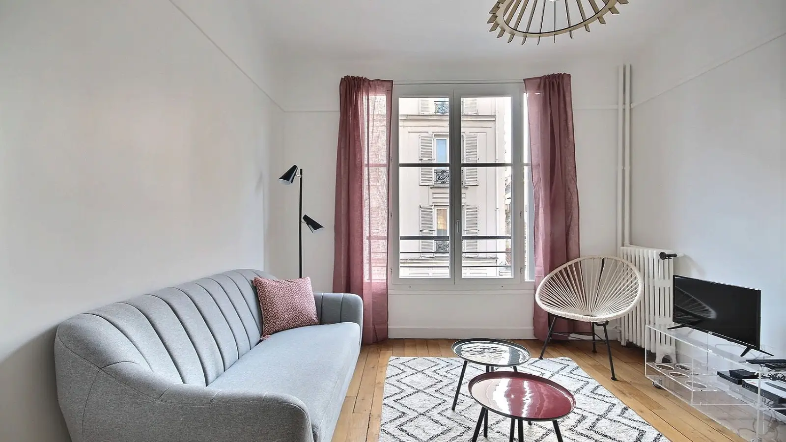 Flat Rue de l'Abbé Groult in Paris