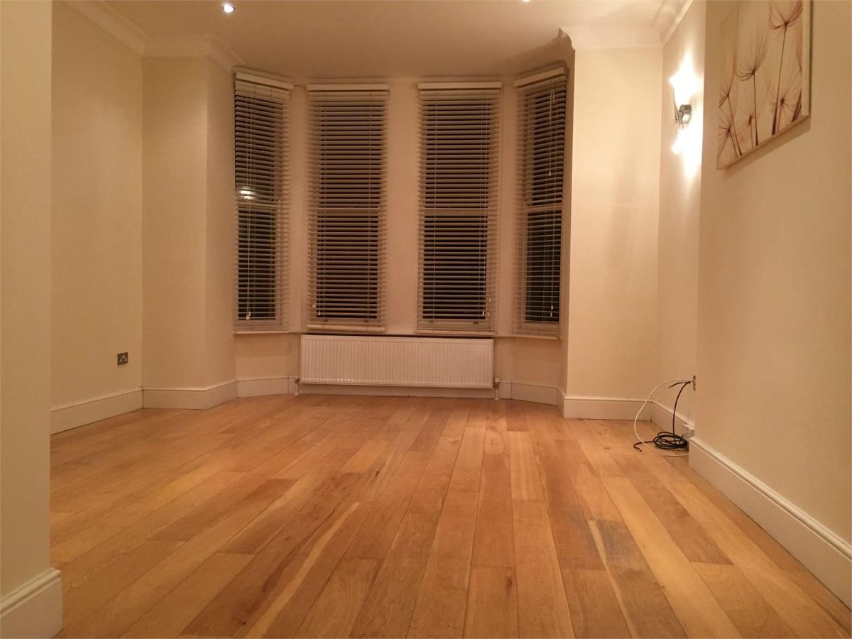 Flat Agnes Road in Birkenhead