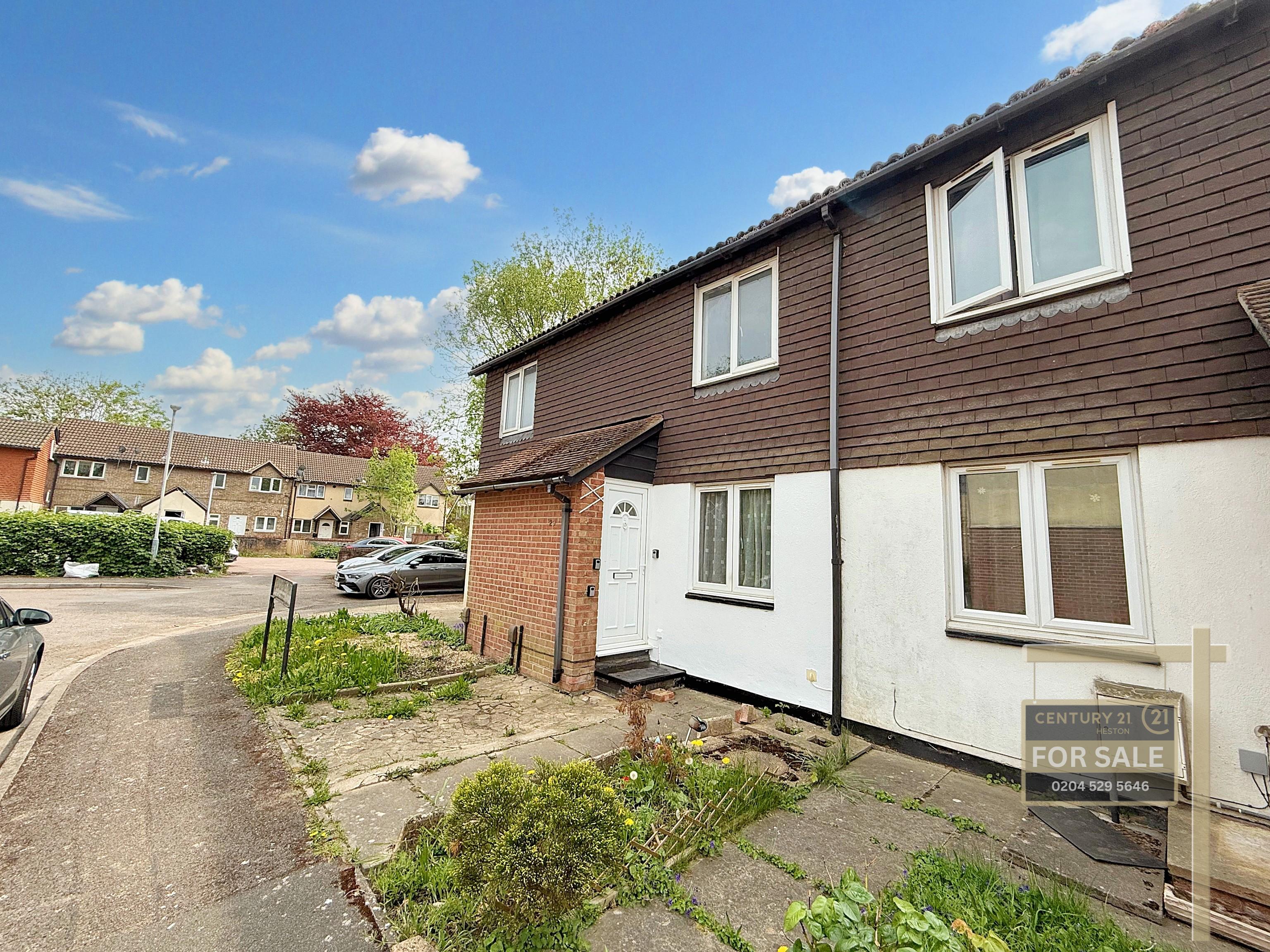 House New Garden Drive in Greater London