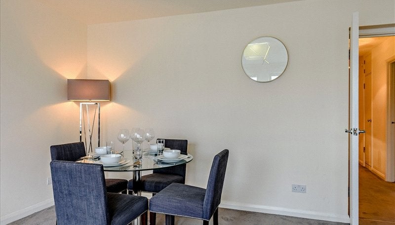 Flat Fulham Road in Greater London