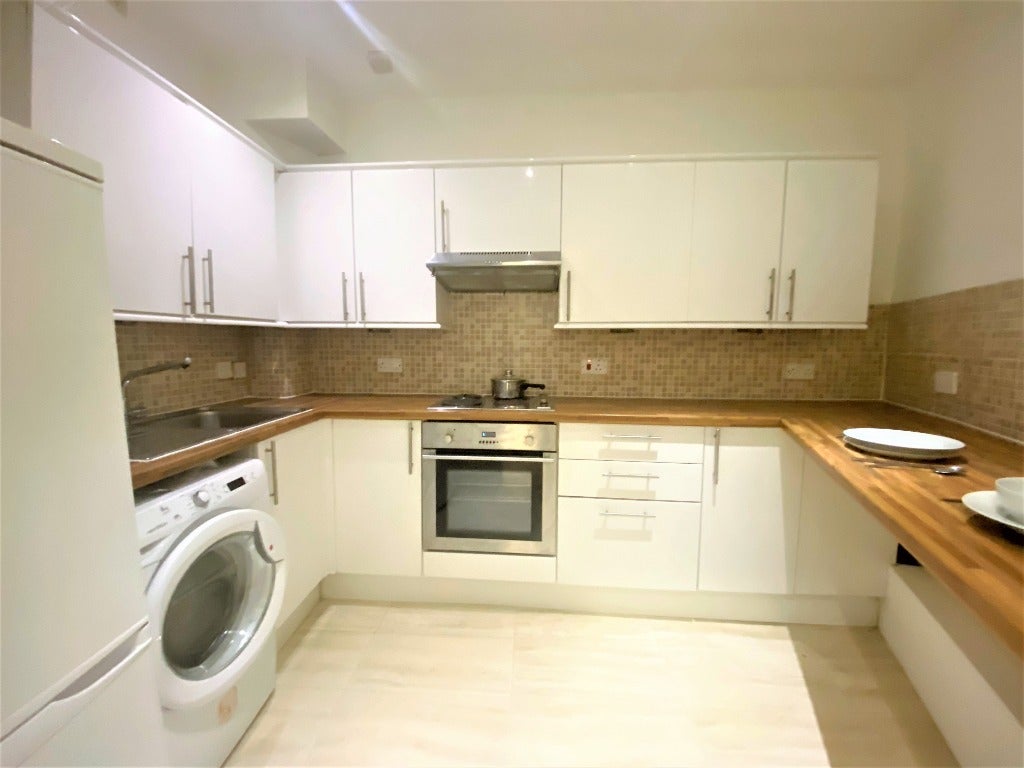 Flat Grove Street in City of Edinburgh