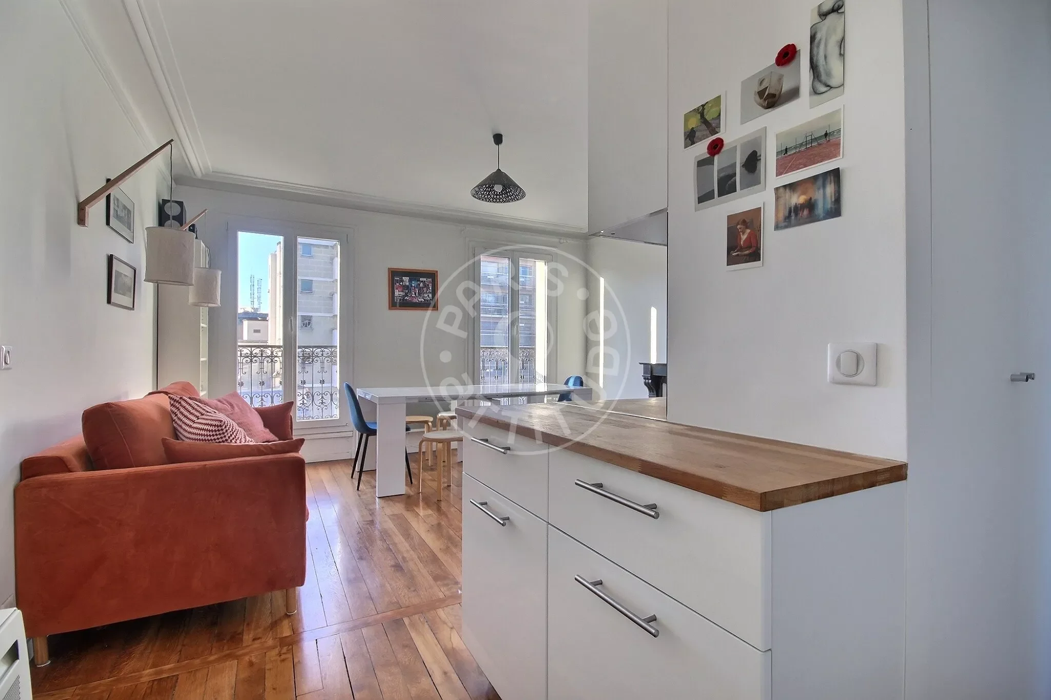 Appartement Rue du Faubourg Saint-Martin à Paris