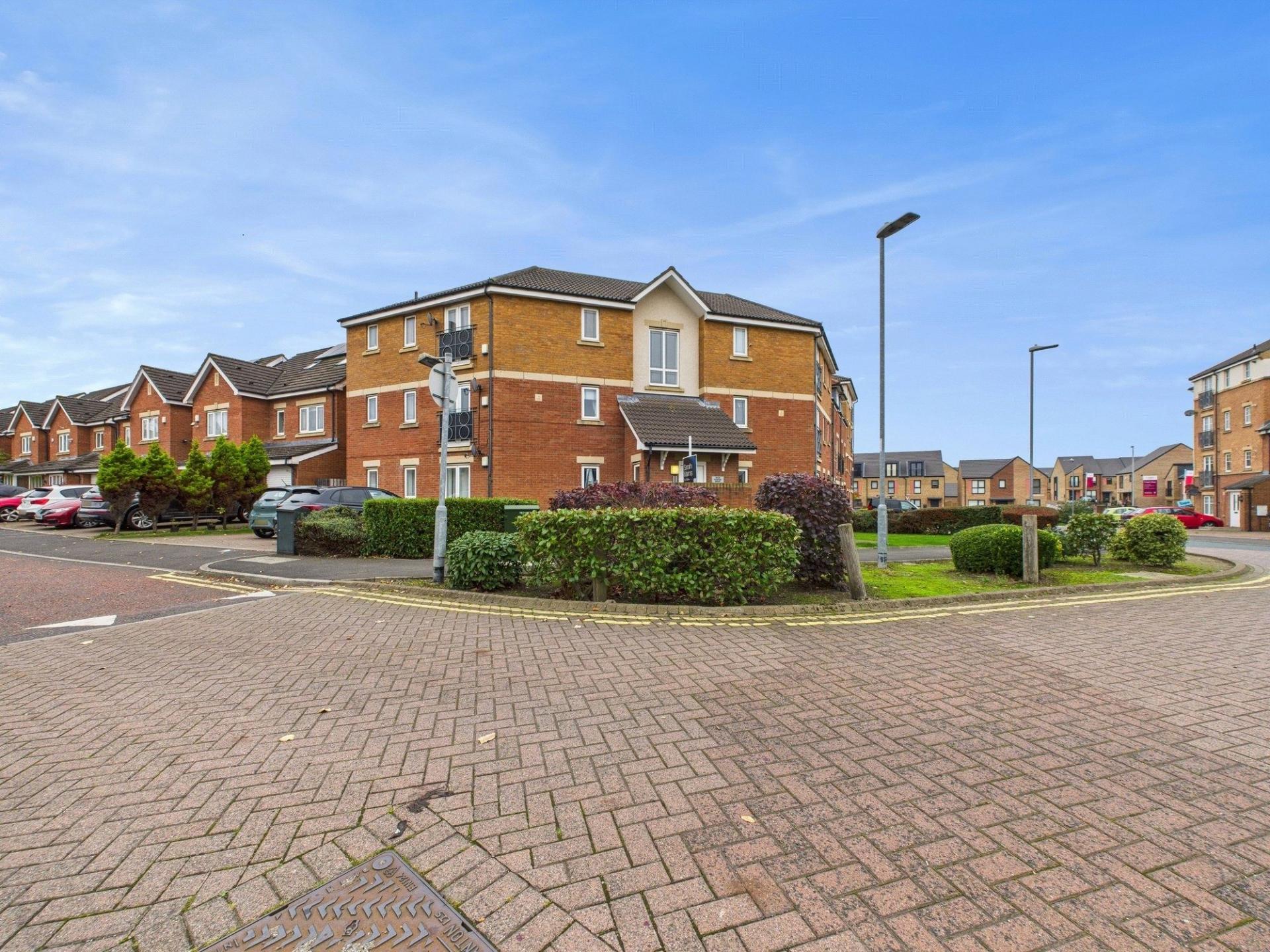 Flat Foster Drive in Gateshead