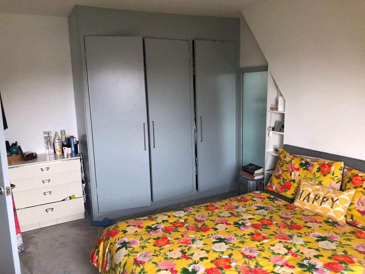 Flat Woodstock Road in Greater London