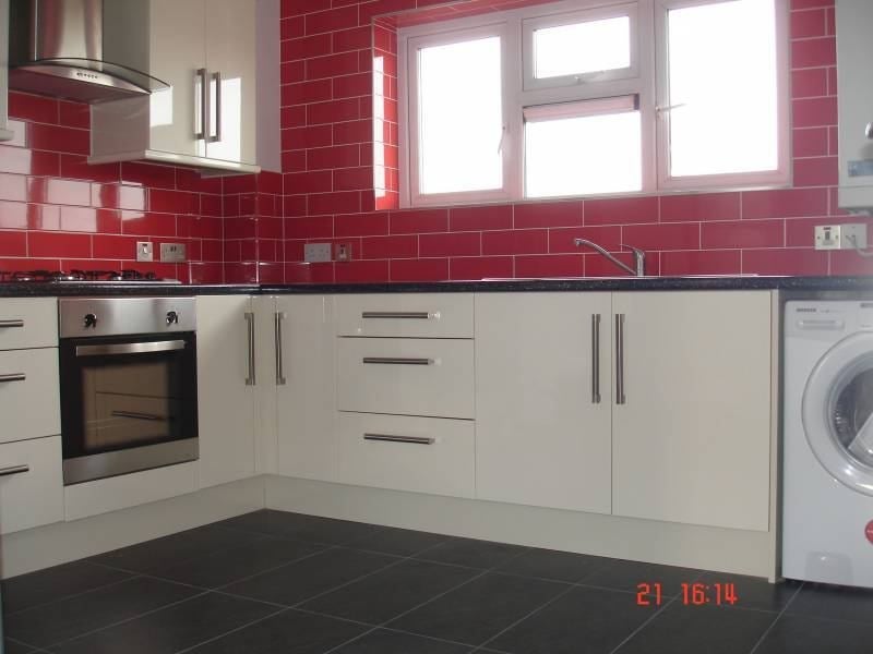 Room Arkley Road in Greater London