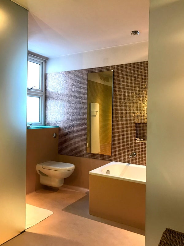 Room Essex Road in Greater London