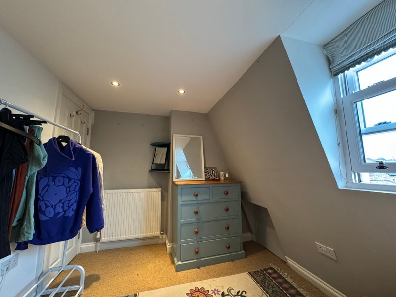Room Smallwood Road in Greater London
