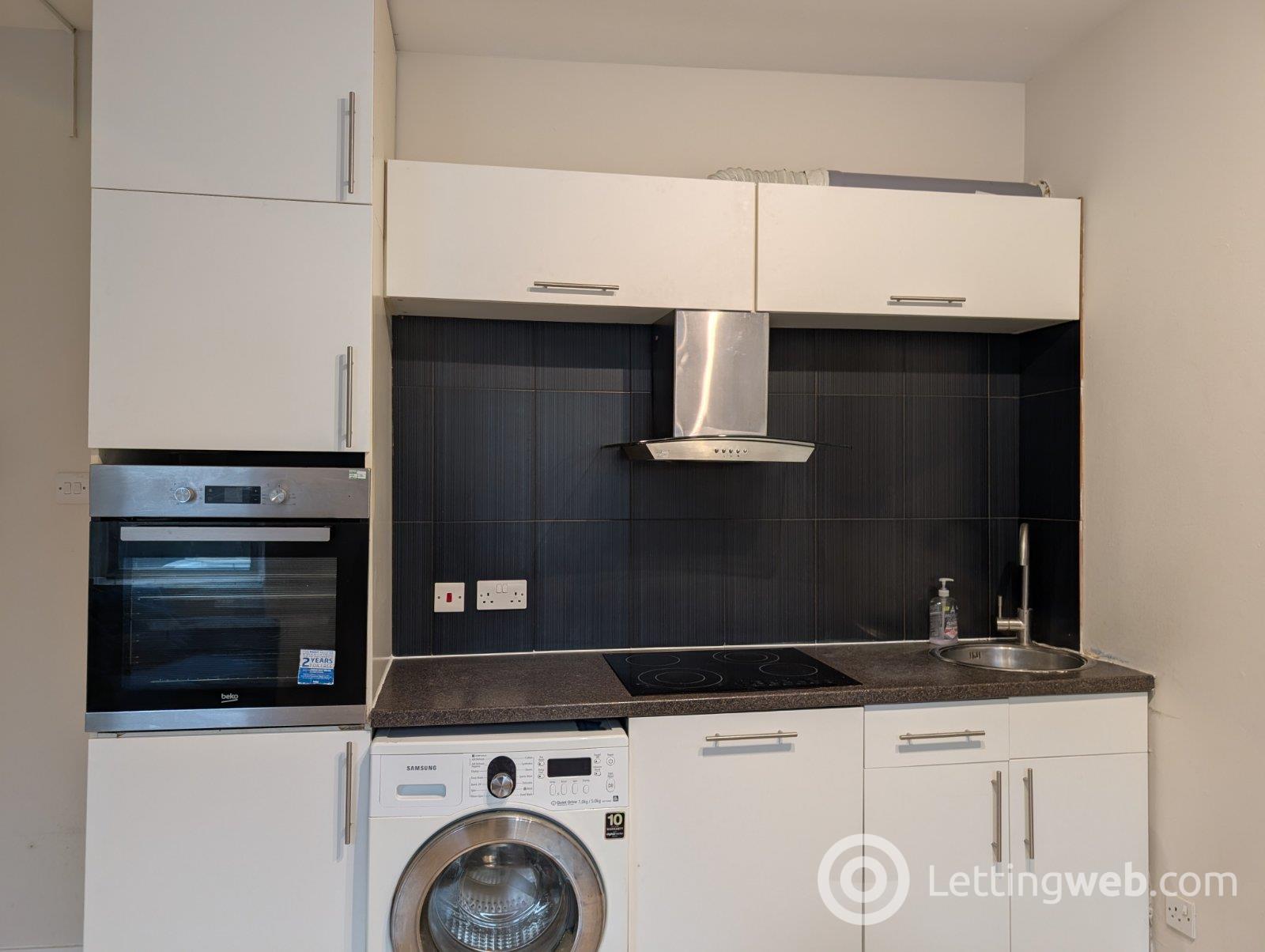Flat East Fountainbridge in City of Edinburgh