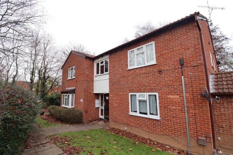 Flat Black Prince Avenue in Coventry