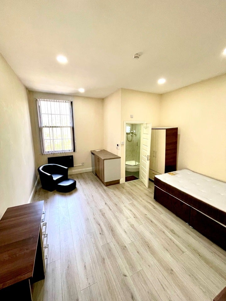 Room Pershore Road in Birmingham