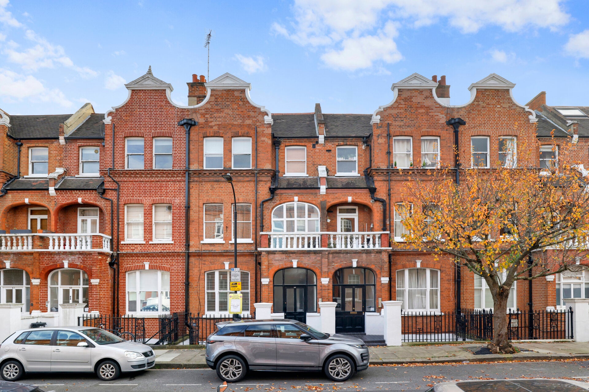 Flat Fairholme Road in Greater London