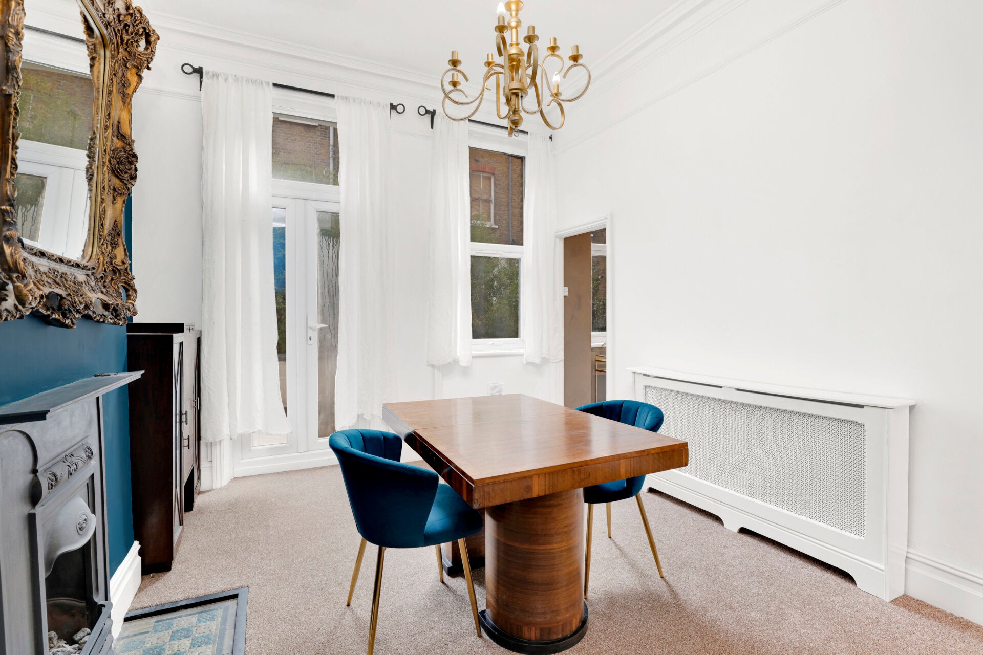 Flat Fairholme Road in Greater London