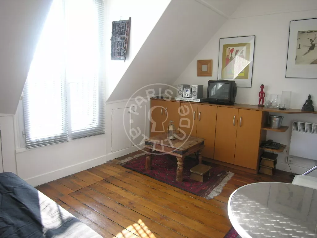 Appartement Rue de la Folie-Méricourt à Paris