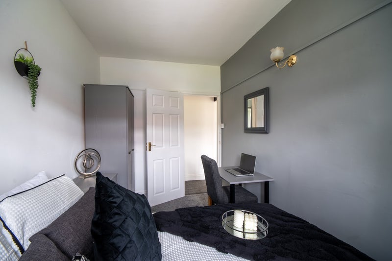 Room Beech Avenue in York