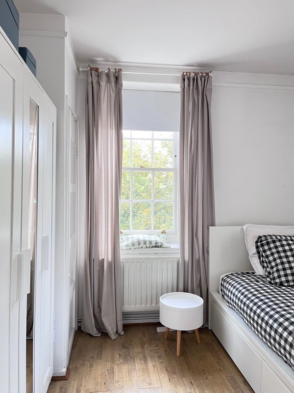 Room New End Square in Greater London