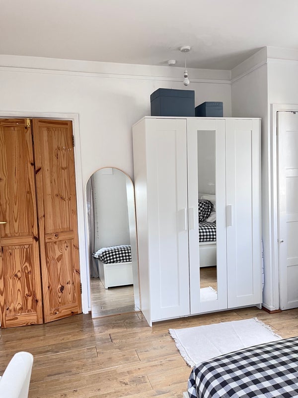 Room New End Square in Greater London