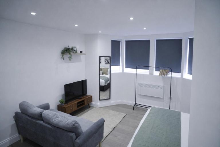 Flat Kingsland Road in Greater London