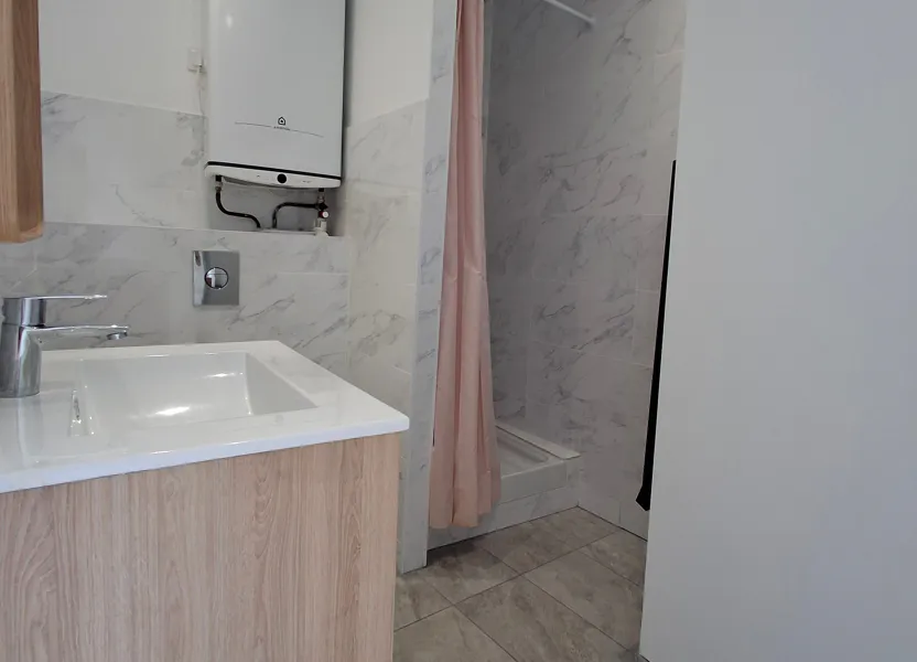 Room Chemin du Cimetière in Noiseau