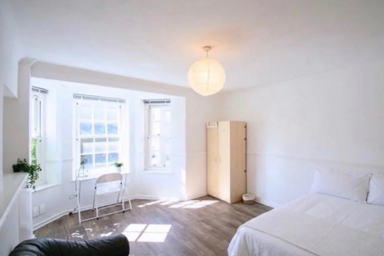 Flat Wickham Street in Greater London
