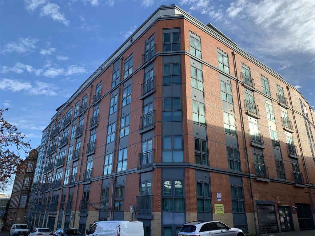 Flat Woolpack Lane in Nottingham