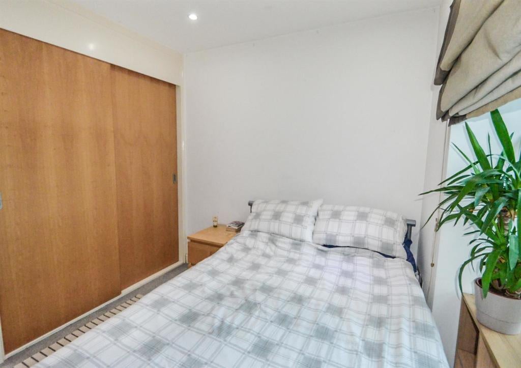 Flat Woolpack Lane in Nottingham