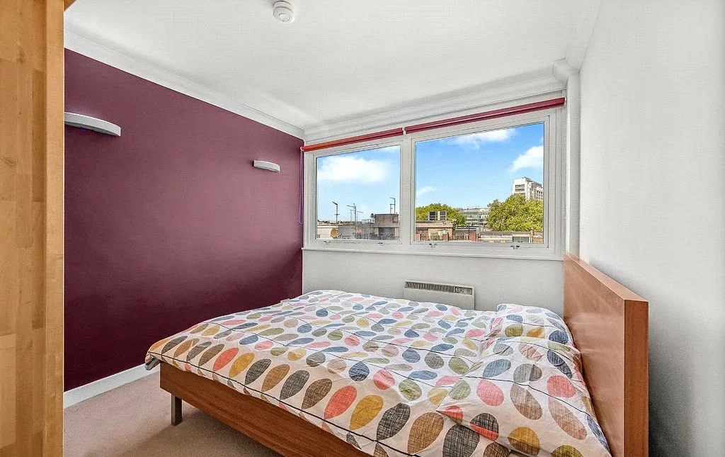 Flat Fitzroy Street in Greater London