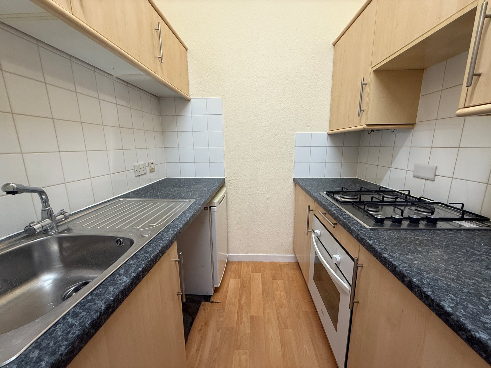 Flat Broughton Road in City of Edinburgh