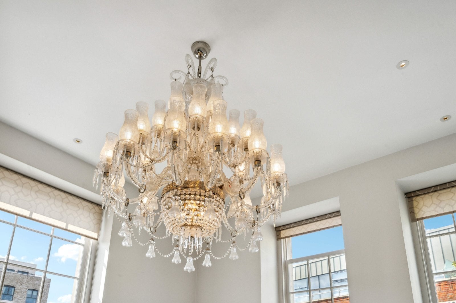 Flat Market Place in Greater London