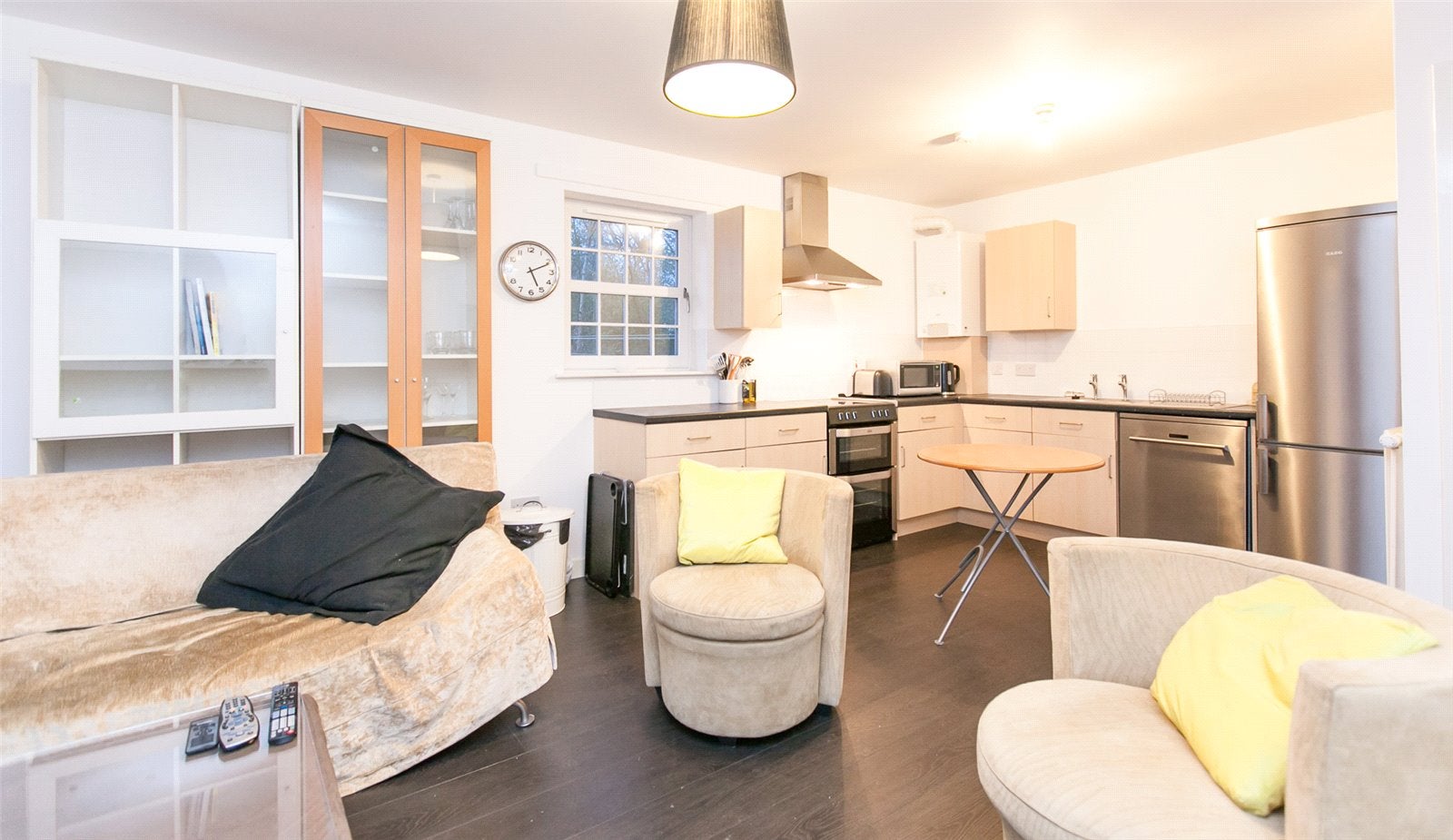 Flat Stuart Square in City of Edinburgh