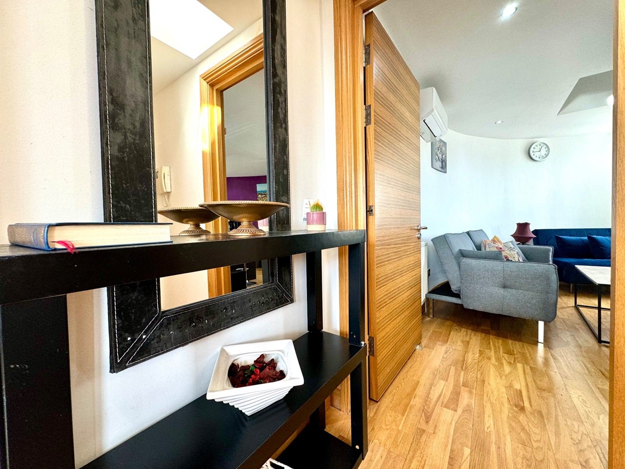Flat Cromwell Road in Greater London